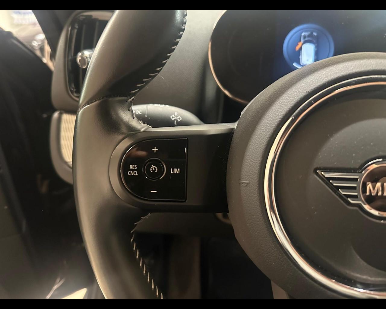 MINI Mini Countrym.(F60) - Mini 2.0 Cooper SD Yours Countryman ALL4