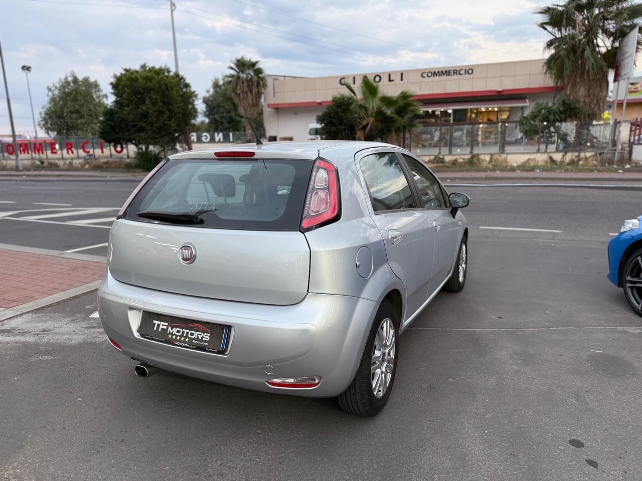 Fiat Punto 1.3 Multijet 75cv - 2014