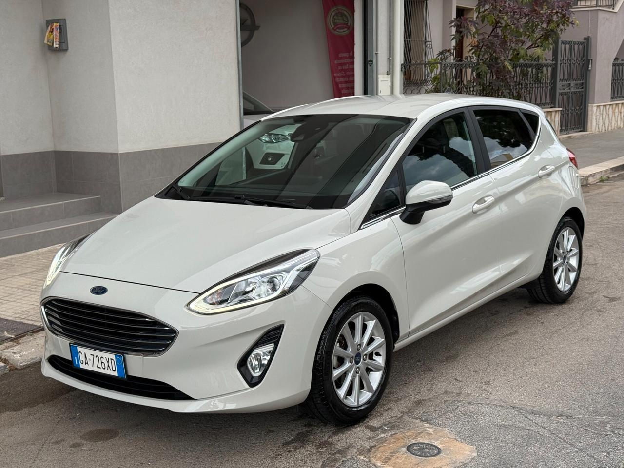Ford Fiesta 1.5 EcoBlue 5P Titanium LED CARPLAY