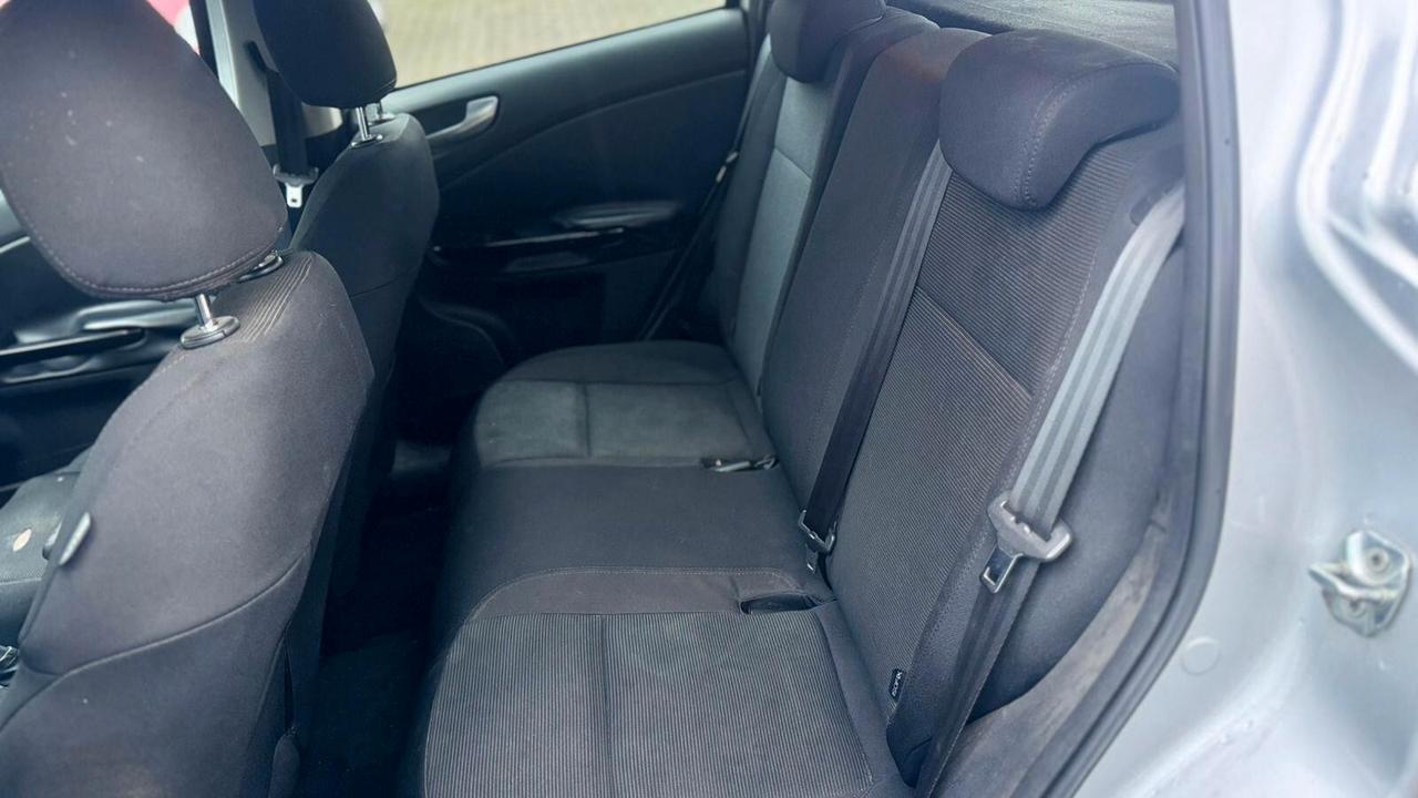 Alfa Romeo Giulietta 2.0 JTDm 2011