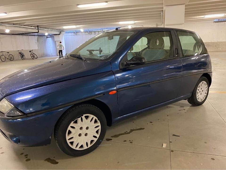 Lancia Y 1.2i cat Elefantino Blu
