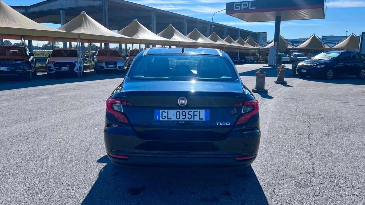 Fiat Tipo BERLINA BENZ/GPL 120CV