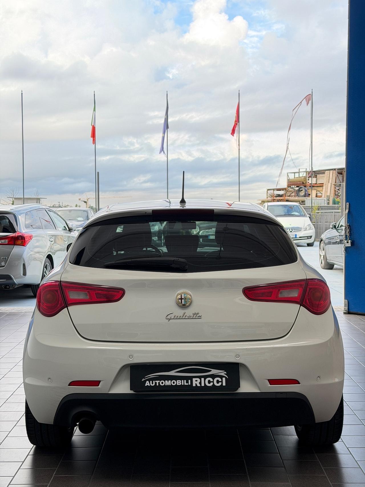 Alfa Romeo Giulietta 1.6 JTDm-2 105 CV Distinctive