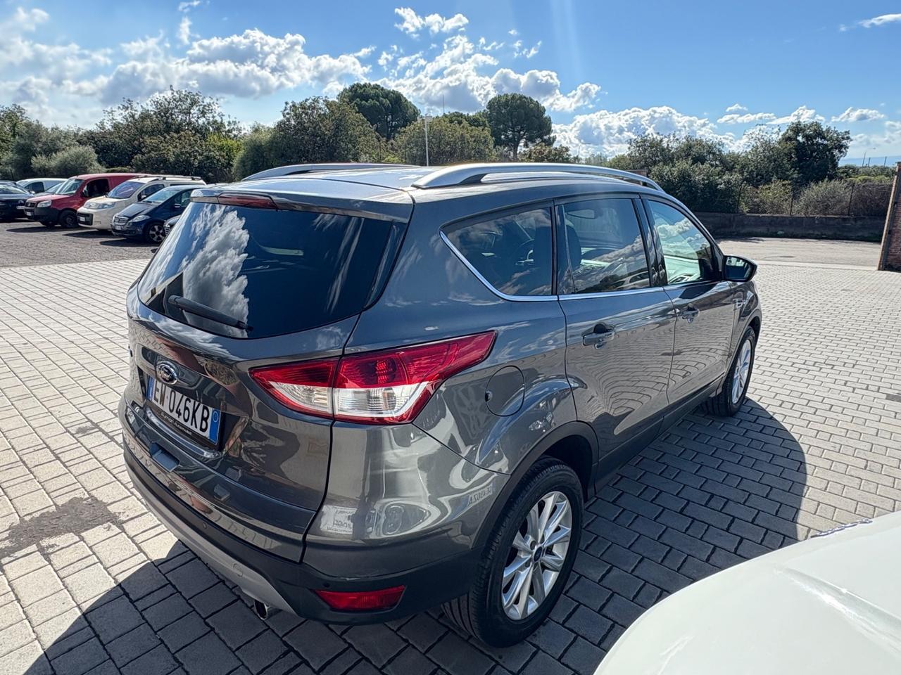 Ford Kuga 2.0 TDCI 140 CV 4WD Titanium