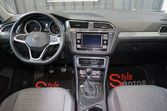 VOLKSWAGEN Tiguan 2.0 TDI 150 CV SCR DSG Life Pari al Nuovo