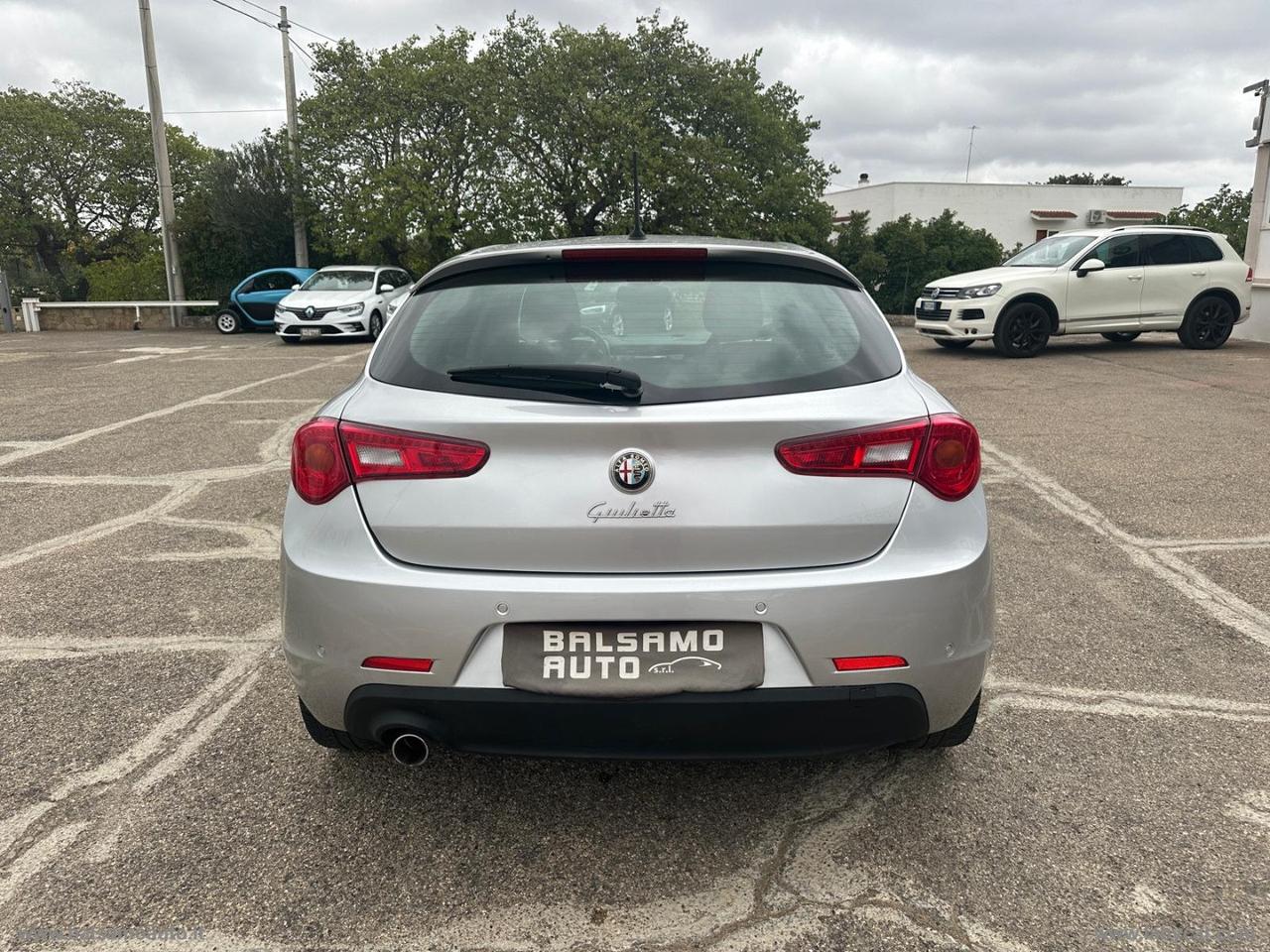 ALFA ROMEO Giulietta 1.6 JTDm-2 120 CV Distinctive