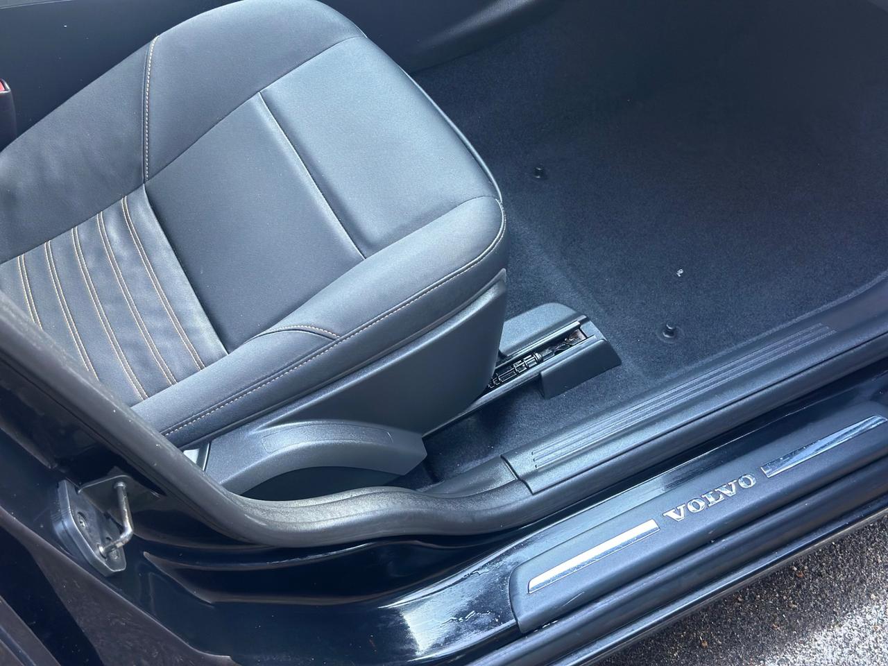 Volvo V50 1.6 TDCI 115CV D2 POLAR PLUS 2012