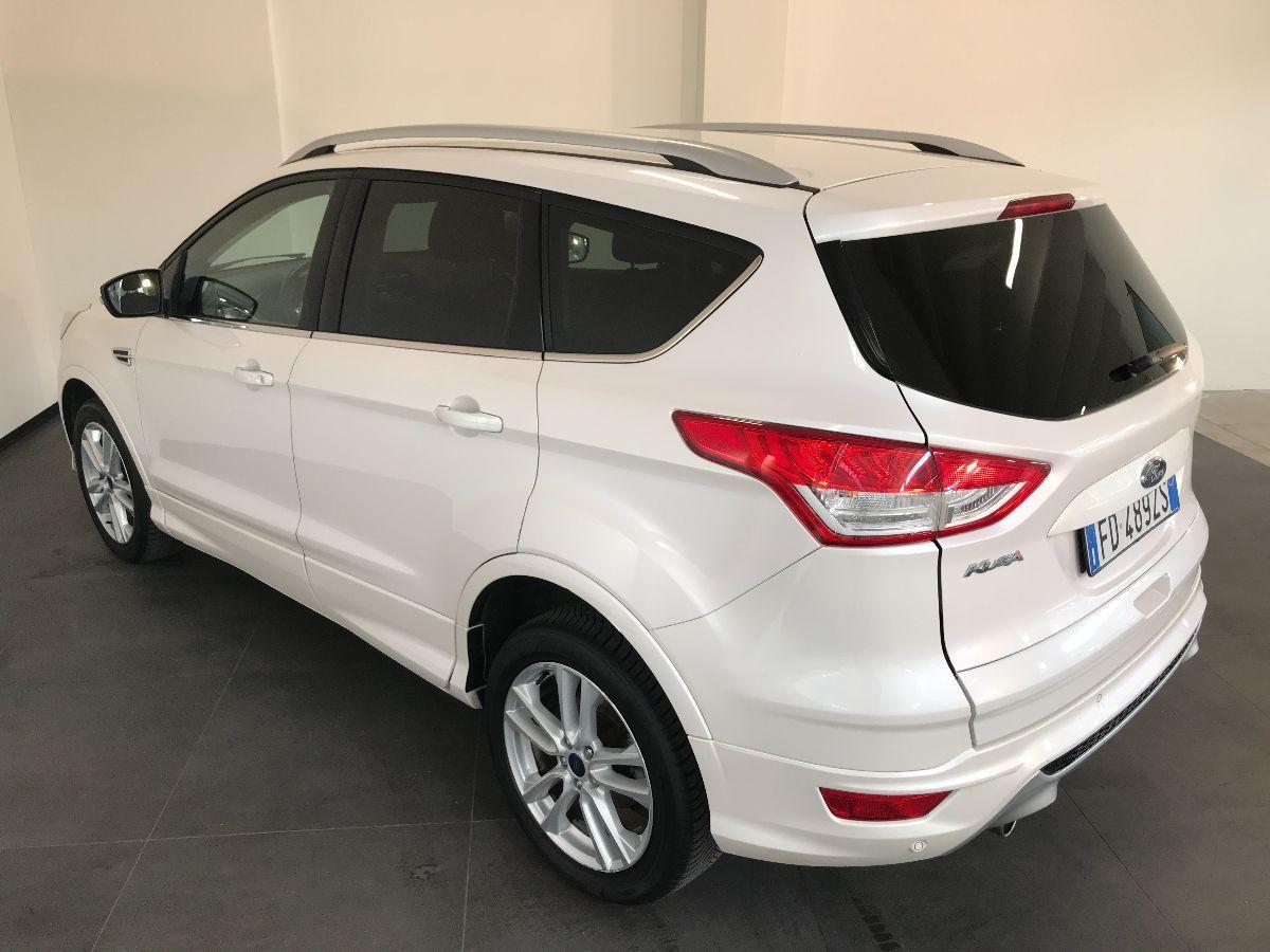 FORD Kuga 2.0 TDCI 150 CV Powershift 4WD Titanium