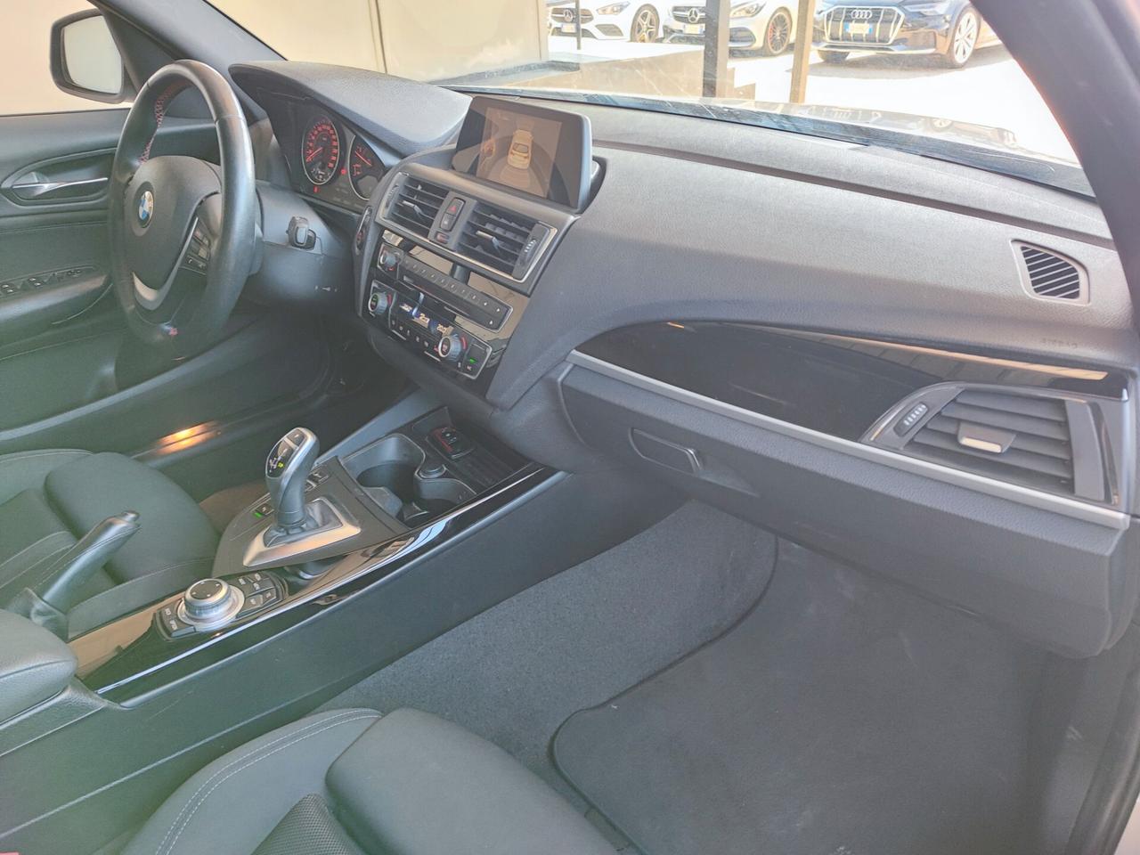 Bmw 120 120d xDrive 5p. Urban