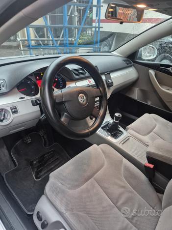 Volkswagen Passat 2.0 16V TDI Var. Comfortline