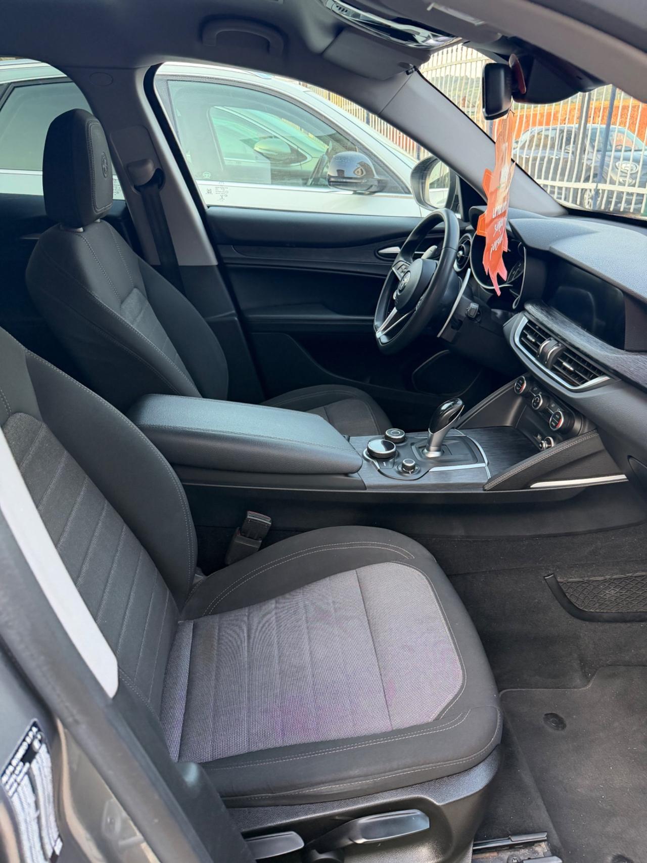Alfa Romeo Stelvio 2.2 Turbodiesel 190 CV AT8 Q4 Business