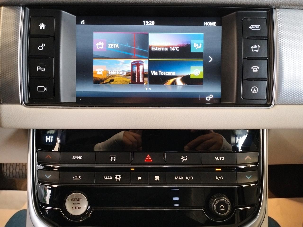 Jaguar XF Sportbrake 2.0 D 180 CV aut. Prestige - 4x4 AUTOMATICO