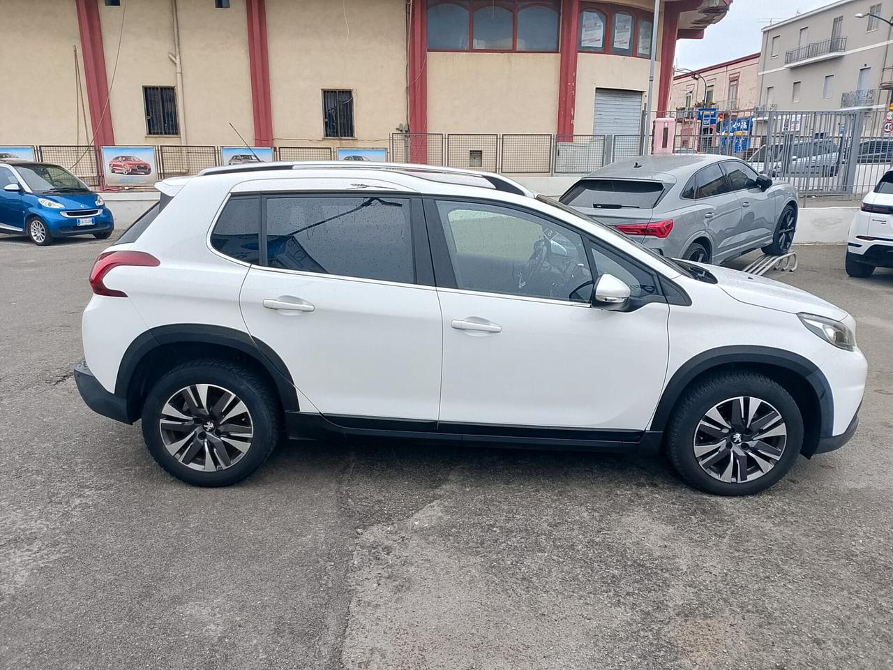 Peugeot 2008 PureTech 82 Allure