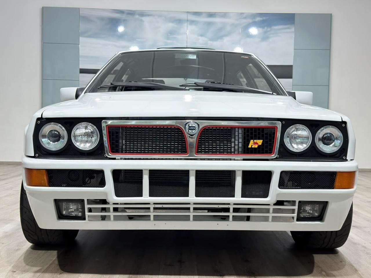 LANCIA DELTA HF INTEGRALE EVOLUZIONE 1 - RESTAURO