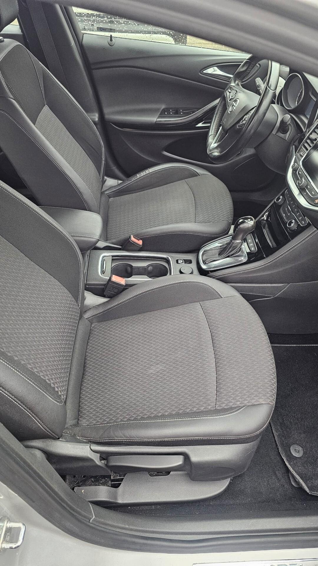 Opel Astra 1.6 CDTi 136CV aut. Sports Tourer Innovation