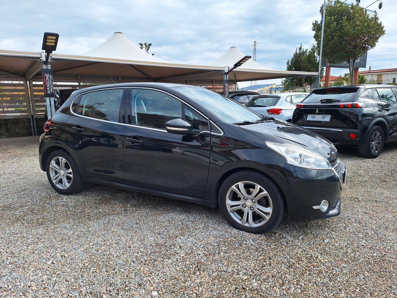 Peugeot 208 1.2 VTi 82 CV 5 porte Allure