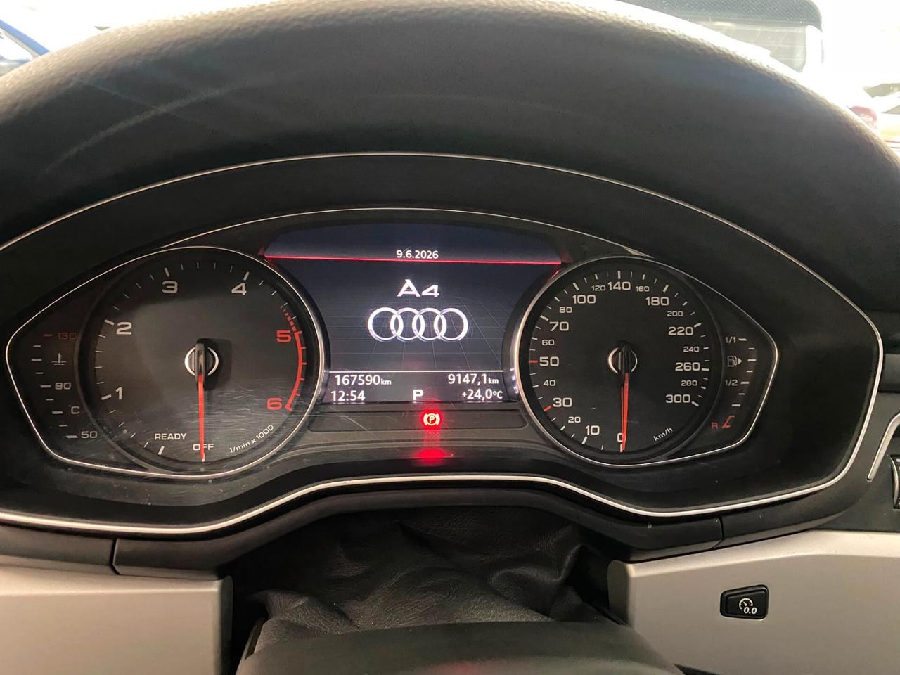 Audi A4 Avant 30 TDI S tronic Business