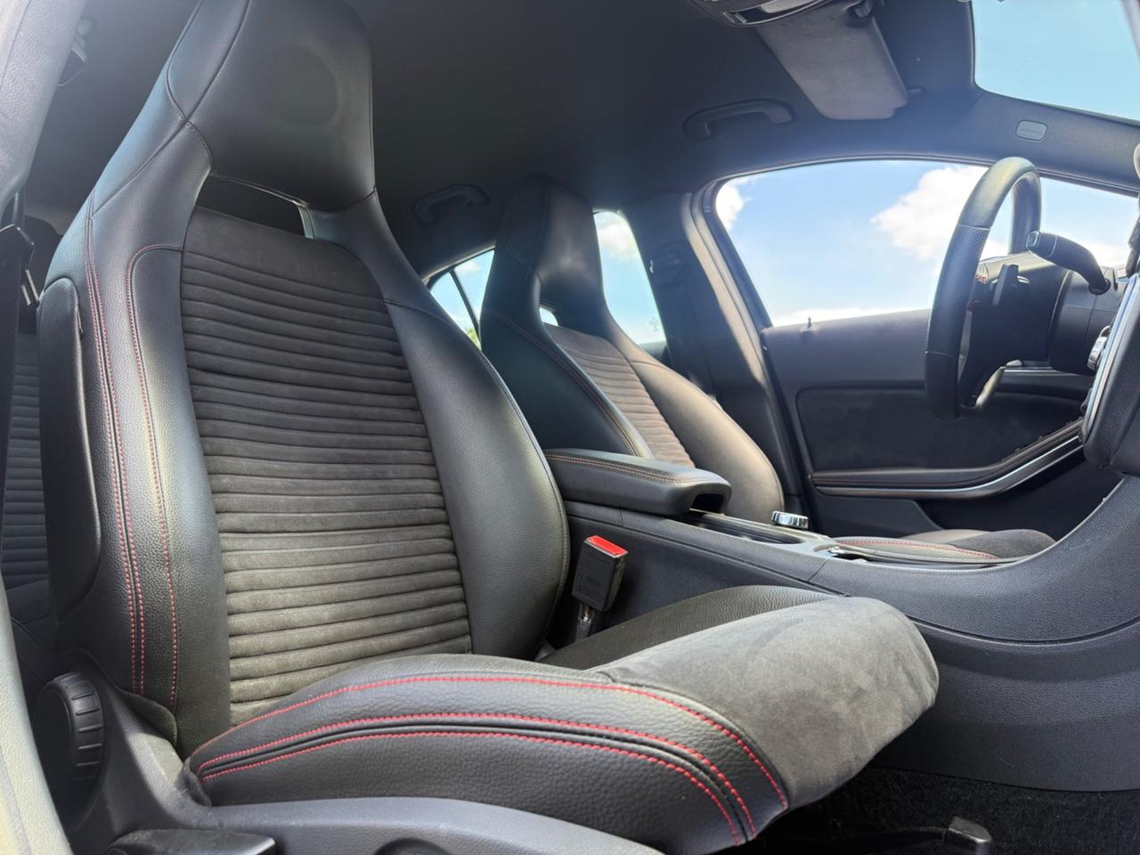 Mercedes gla 200 premium automatica