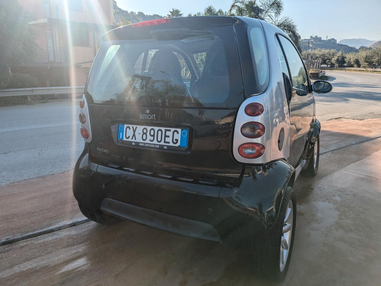 Smart ForTwo 700 coupé pure (37 kW)