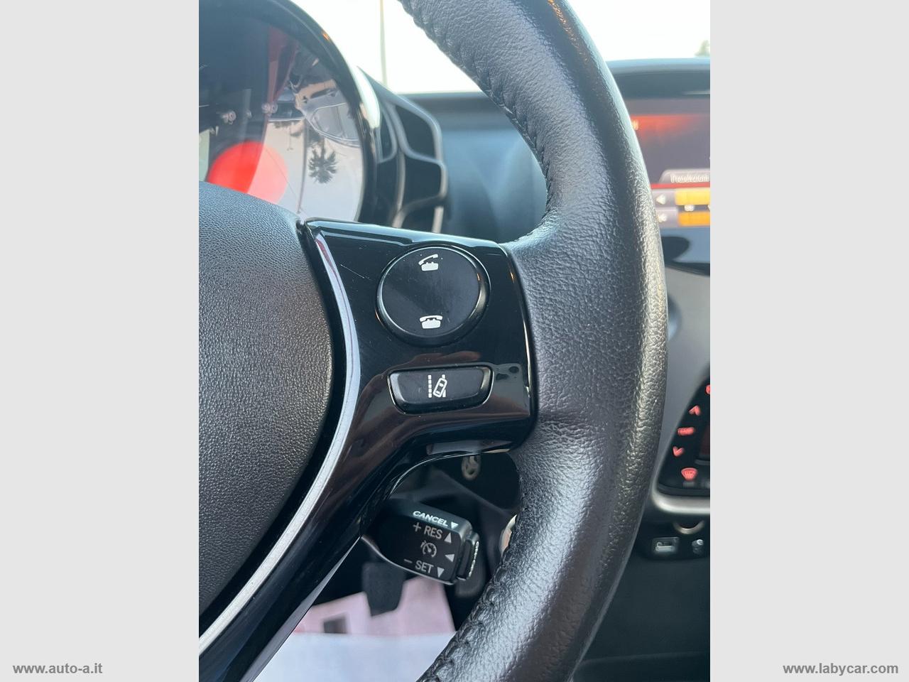 TOYOTA Aygo 1.0 VVT-i 72 CV 5p. x-business