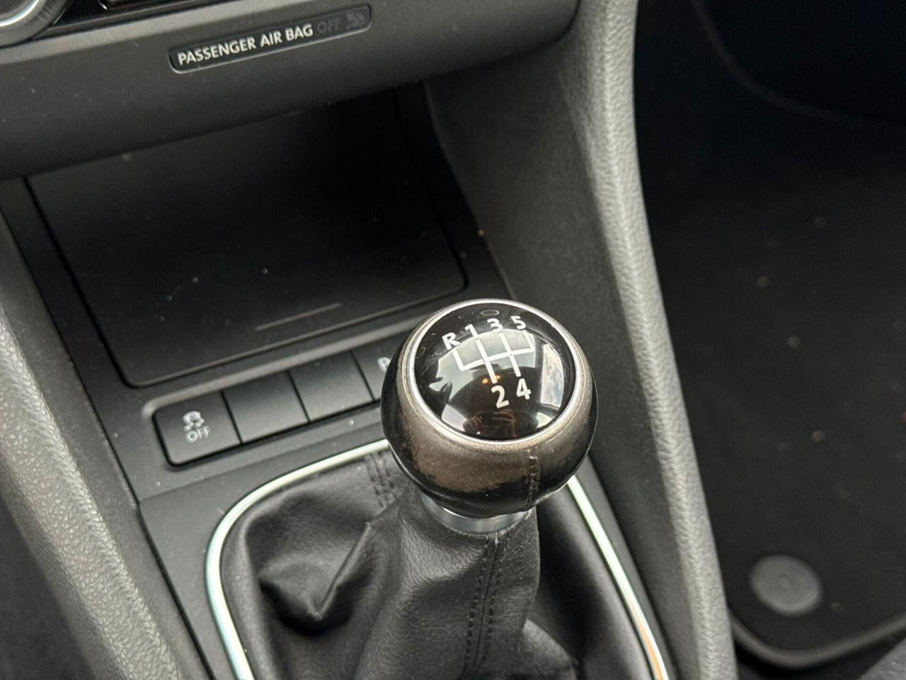 VOLKSWAGEN GOLF 1.6cc 105CV TDI NEOPATENTATI