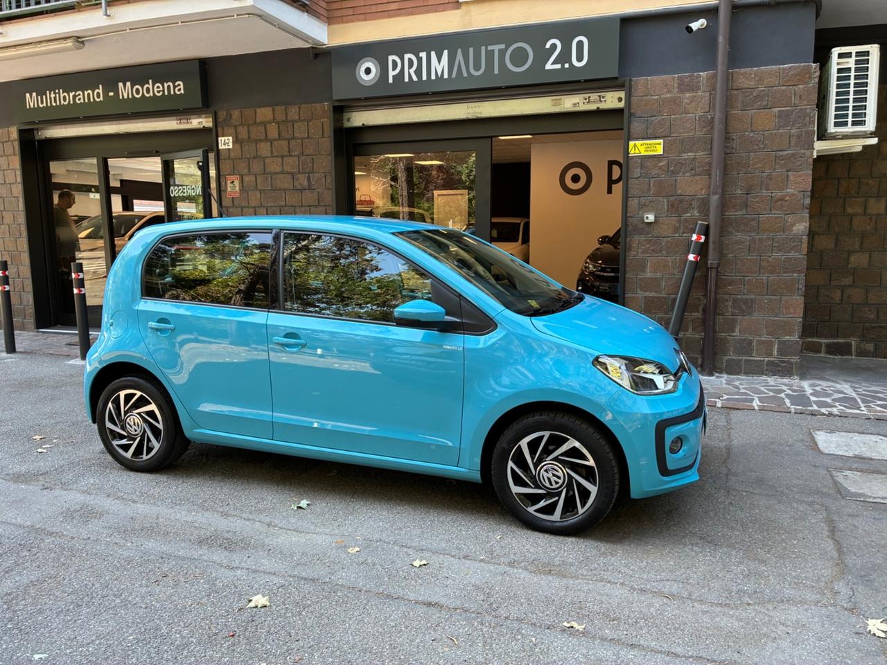 Volkswagen up! 1.0 5p. High up!
