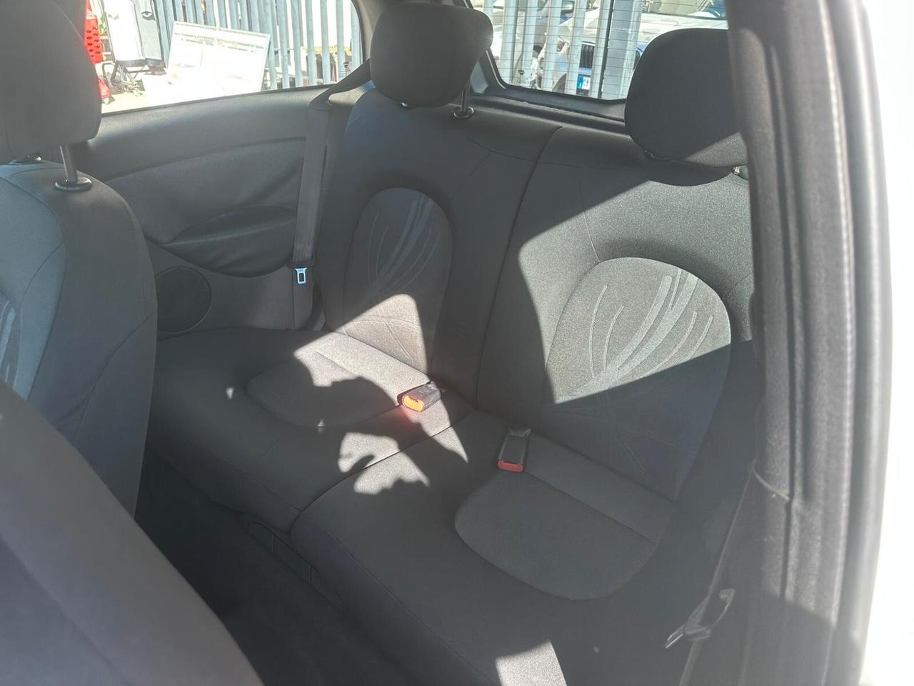 Lancia Ypsilon 1.3 MJT 75 CV Elle