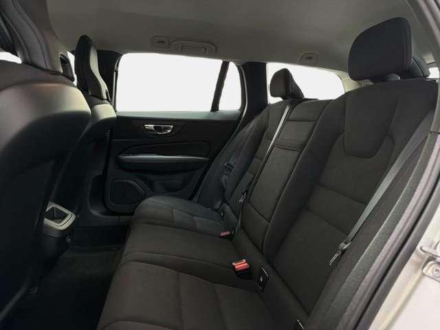 Volvo V60 B4 D Autom. Momentum Business