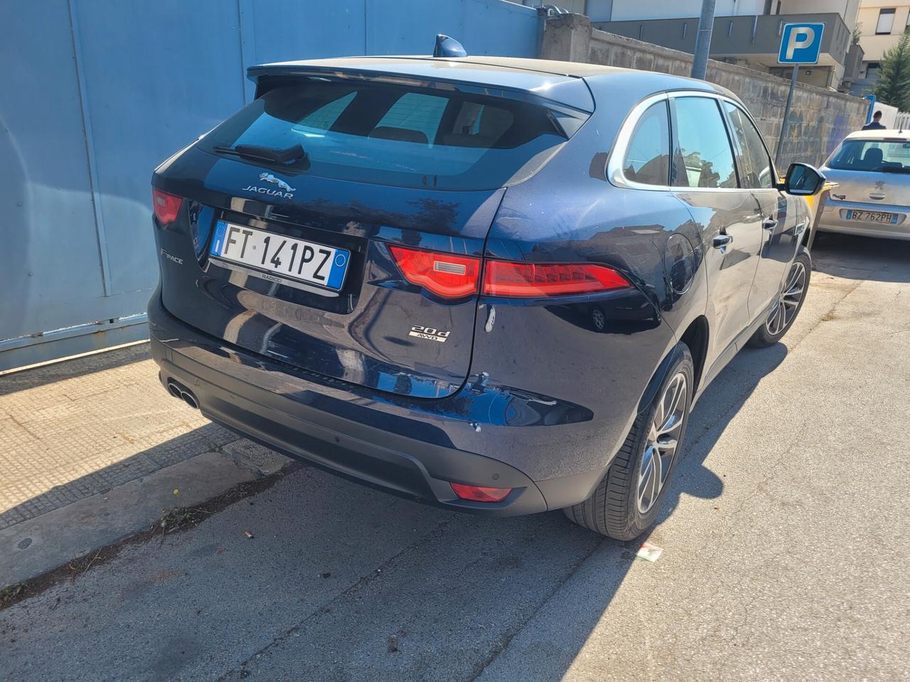 Jaguar F-Pace 2.0 D 180 CV AWD aut. Pure