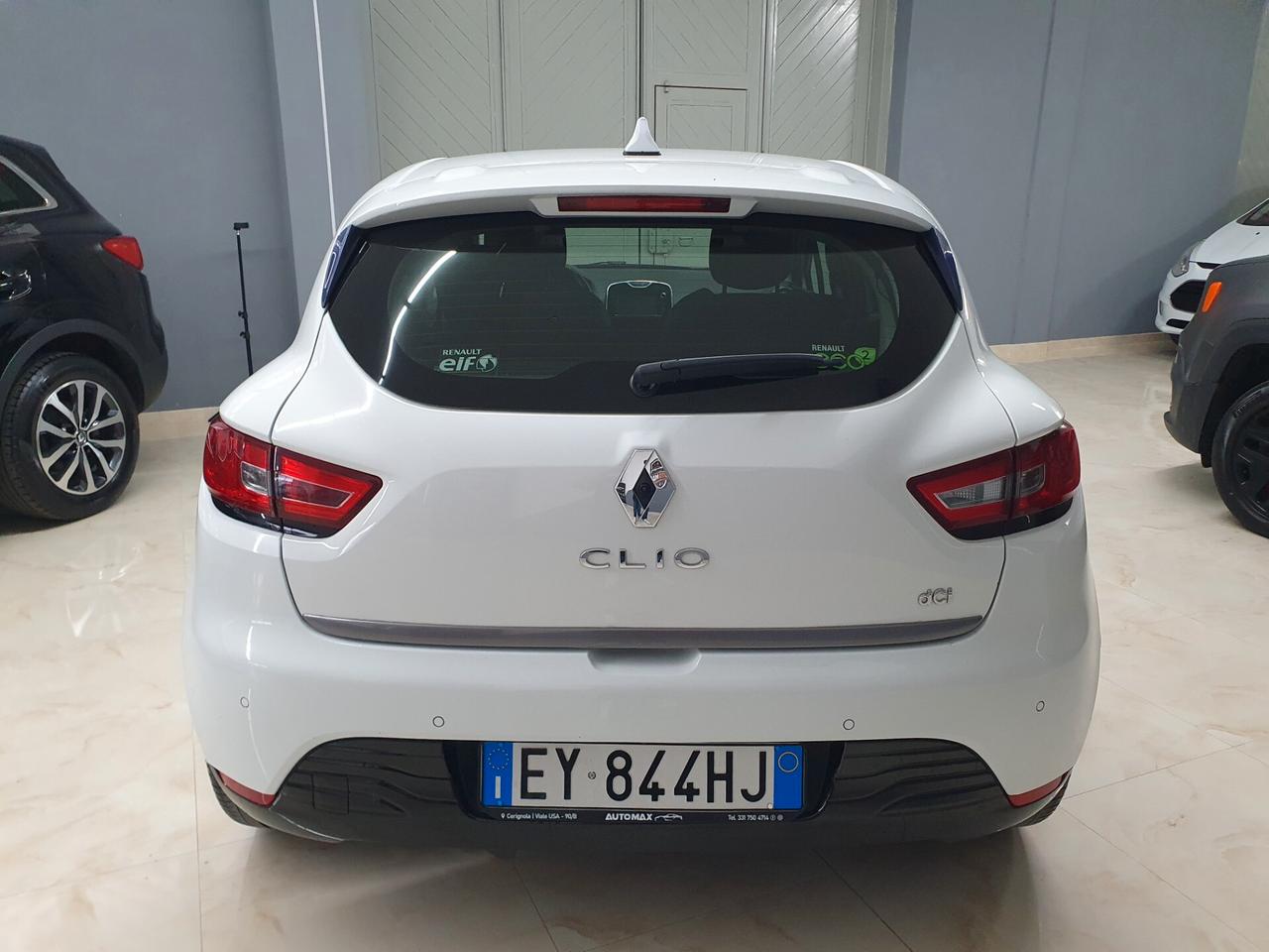 Renault Clio 1.5 dCi 8V 75cv Costume National 2015