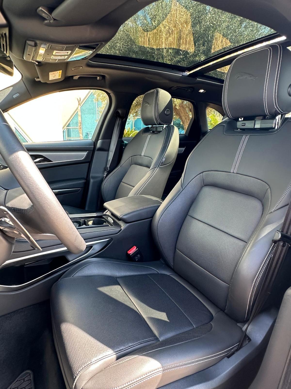 Jaguar F-Pace 2.0 D 204 CV AWD aut. R-Dynamic SE - possibilità noleggio no scoring
