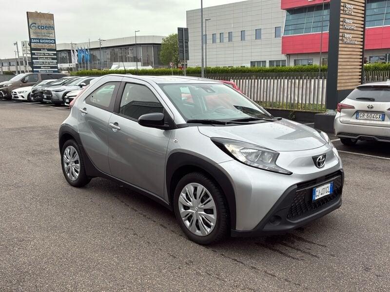 Toyota Aygo X 1.0B (72 CV) Active