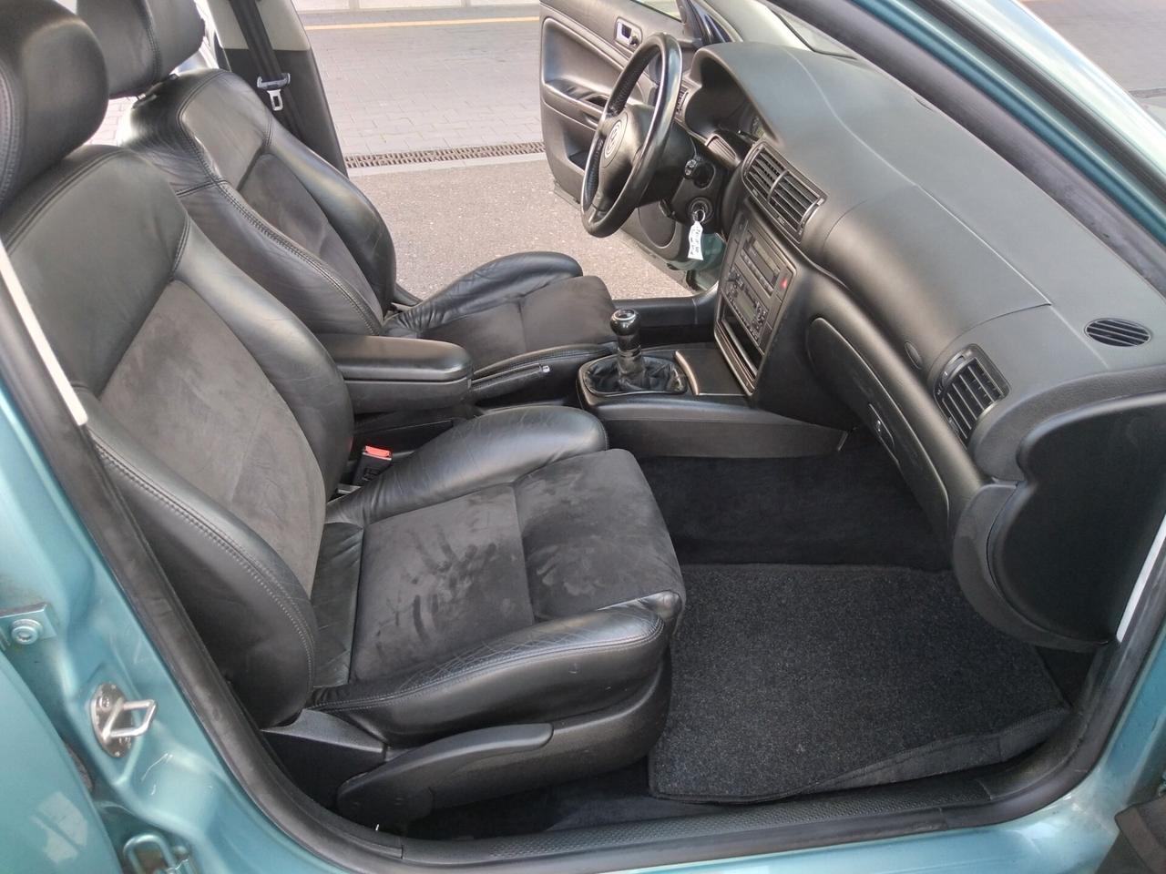 Volkswagen Passat 1.9 TDI/115 CV cat Var. H.line x neopatentati