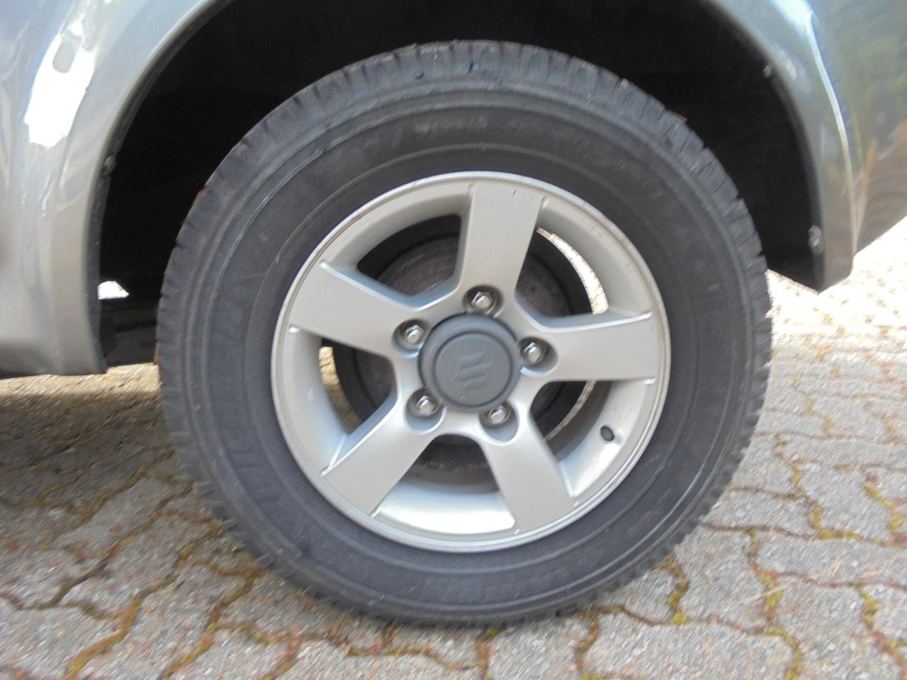 Suzuki Jimny 1.5 DDiS cat 4WD JLX