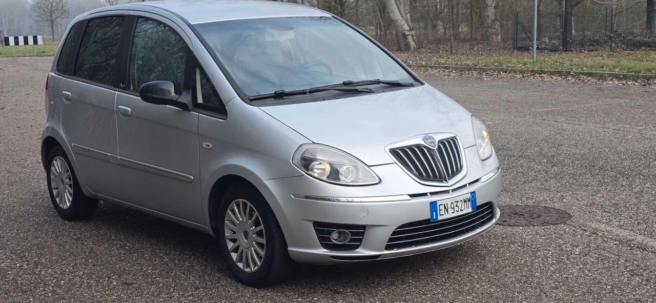 Lancia MUSA 1.3 Mjt 95 CV DFN Gold