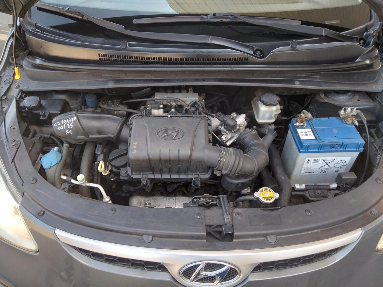 Hyundai i10 1.1 12V 64cv BlueDrive GPL Style x neopatentati