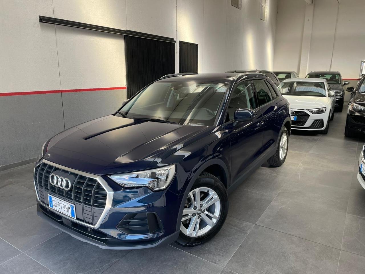 Audi Q3 35 TDI S tronic Business