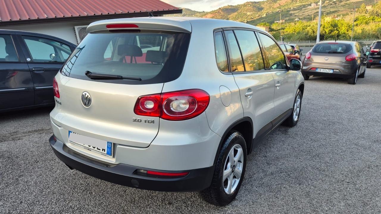 Volkswagen Tiguan 2.0 16V TDI DPF Sport & Style (18°)