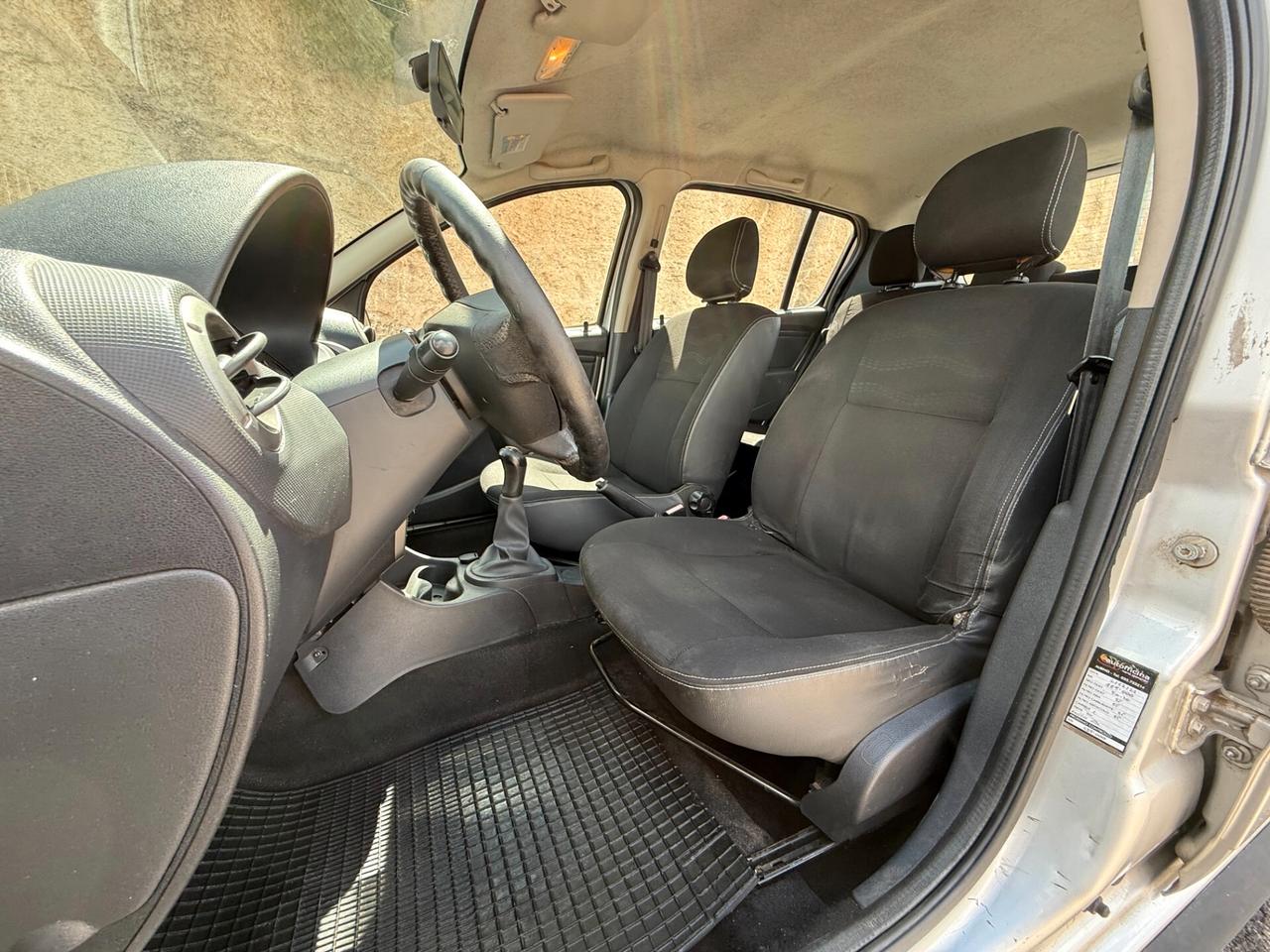 Dacia Sandero Stepway/1.5 90CV/NEOPATENTATI/CERCHI 16"