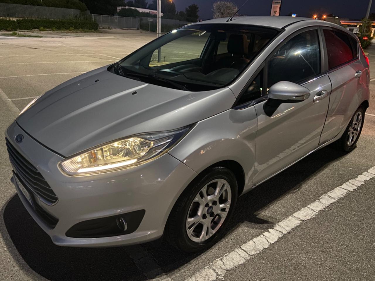 Ford Fiesta 1.5 TDCi 75CV TITANIUM GARANZIA 11/24
