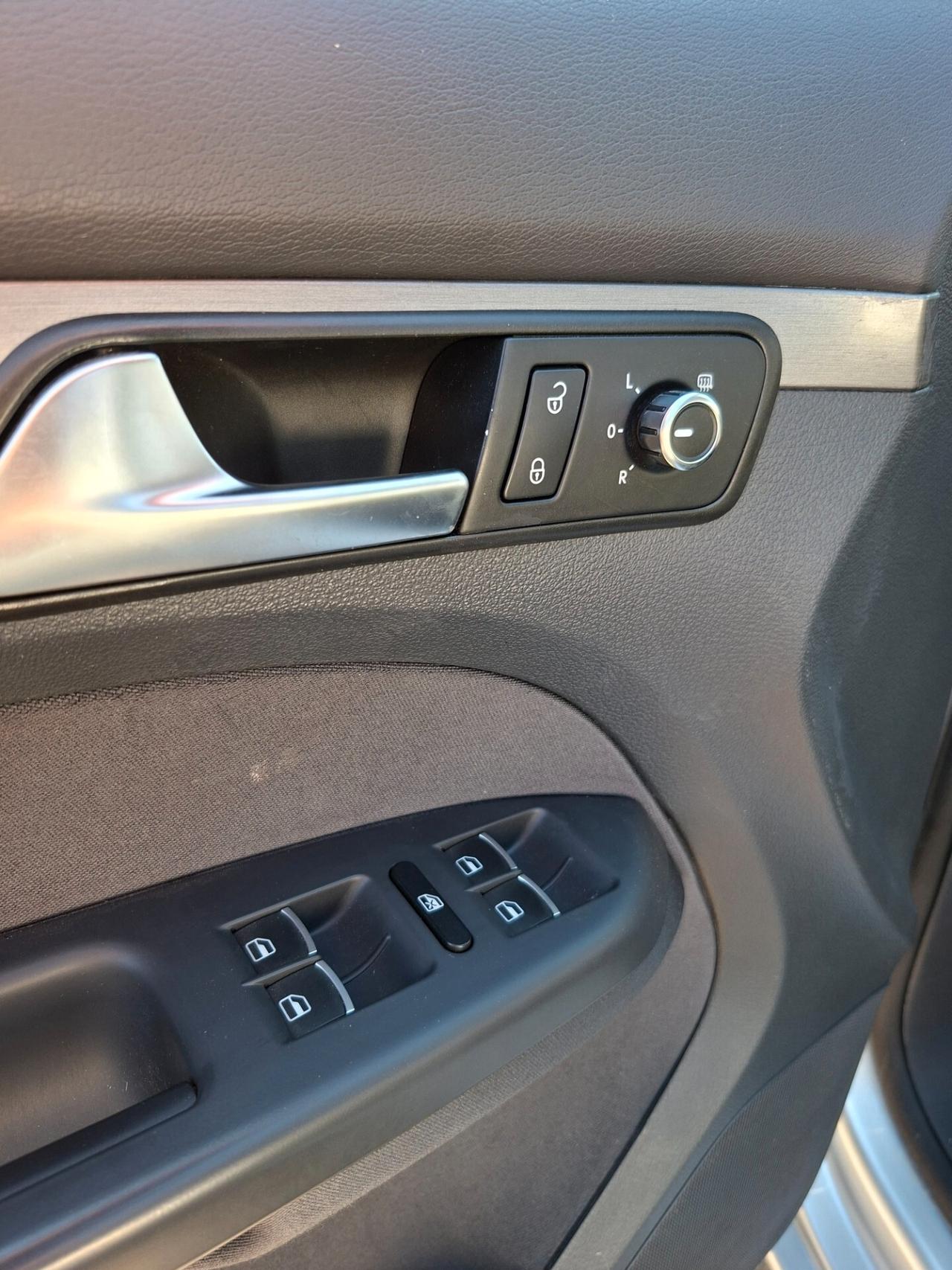 Volkswagen Touran Business 1.4 Highline EcoFuel