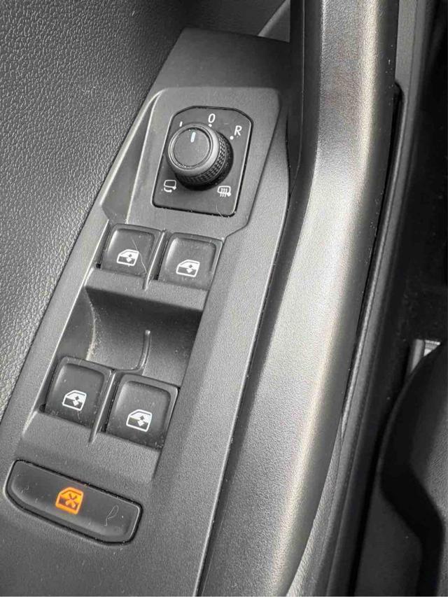 VOLKSWAGEN T-Cross 1.0 TSI Sport