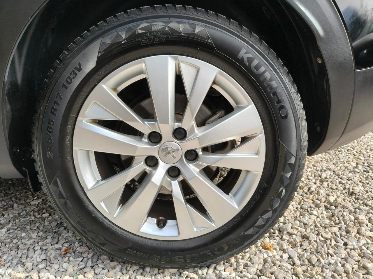 Peugeot 3008 1,5 HDI 130CV FULL OPT 2019