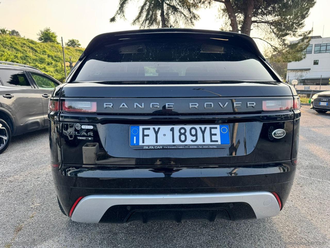 LAND ROVER RR Velar 2.0D 240 R-Dynamic HSE