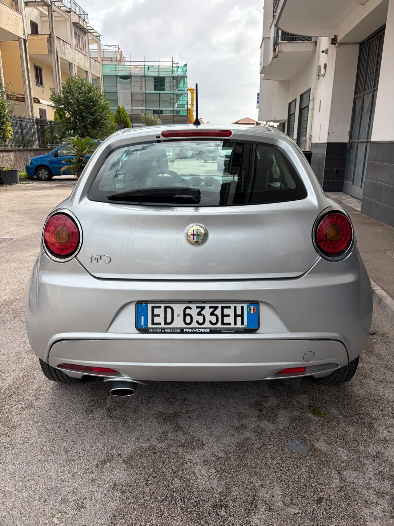 Alfa Romeo MiTo 1.6 JTDm 16V Distinctive Sport Pack