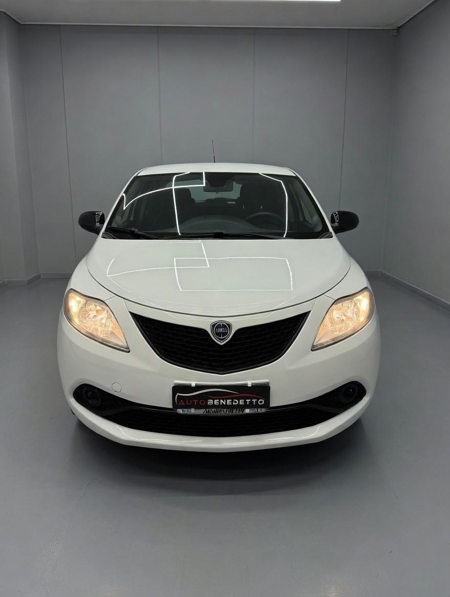 Lancia Ypsilon 0.9 TwinAir Ecochic Gold 2019