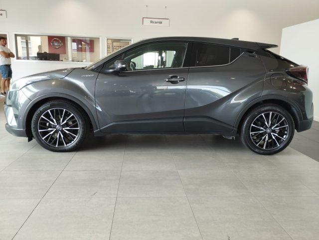 TOYOTA C-HR 1.8 Hybrid E-CVT Lounge