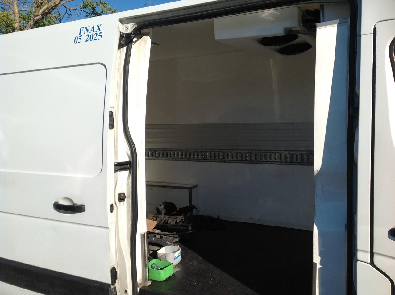 Renault Master 2.3 dCi Frigo incidentato