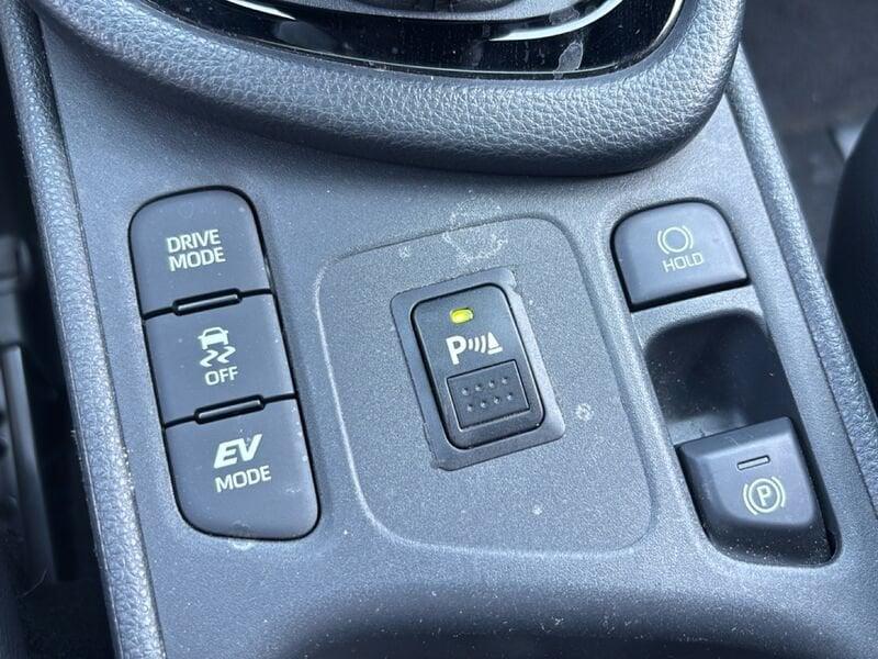 Toyota Yaris Hybrid Lounge MY22