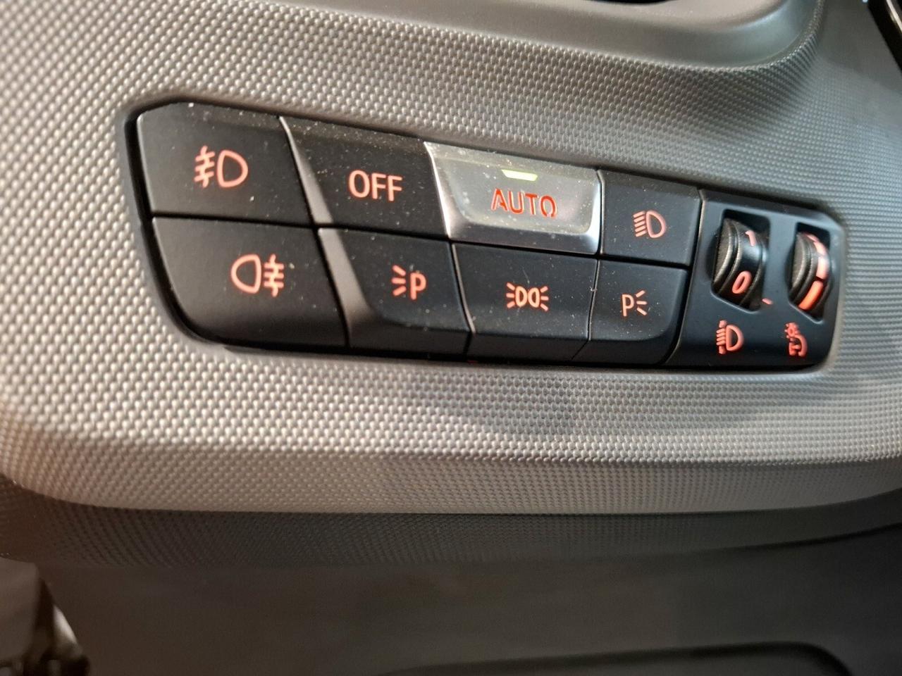 Bmw 116d Advantage modello 2020 Navi Tagliandata Bmw